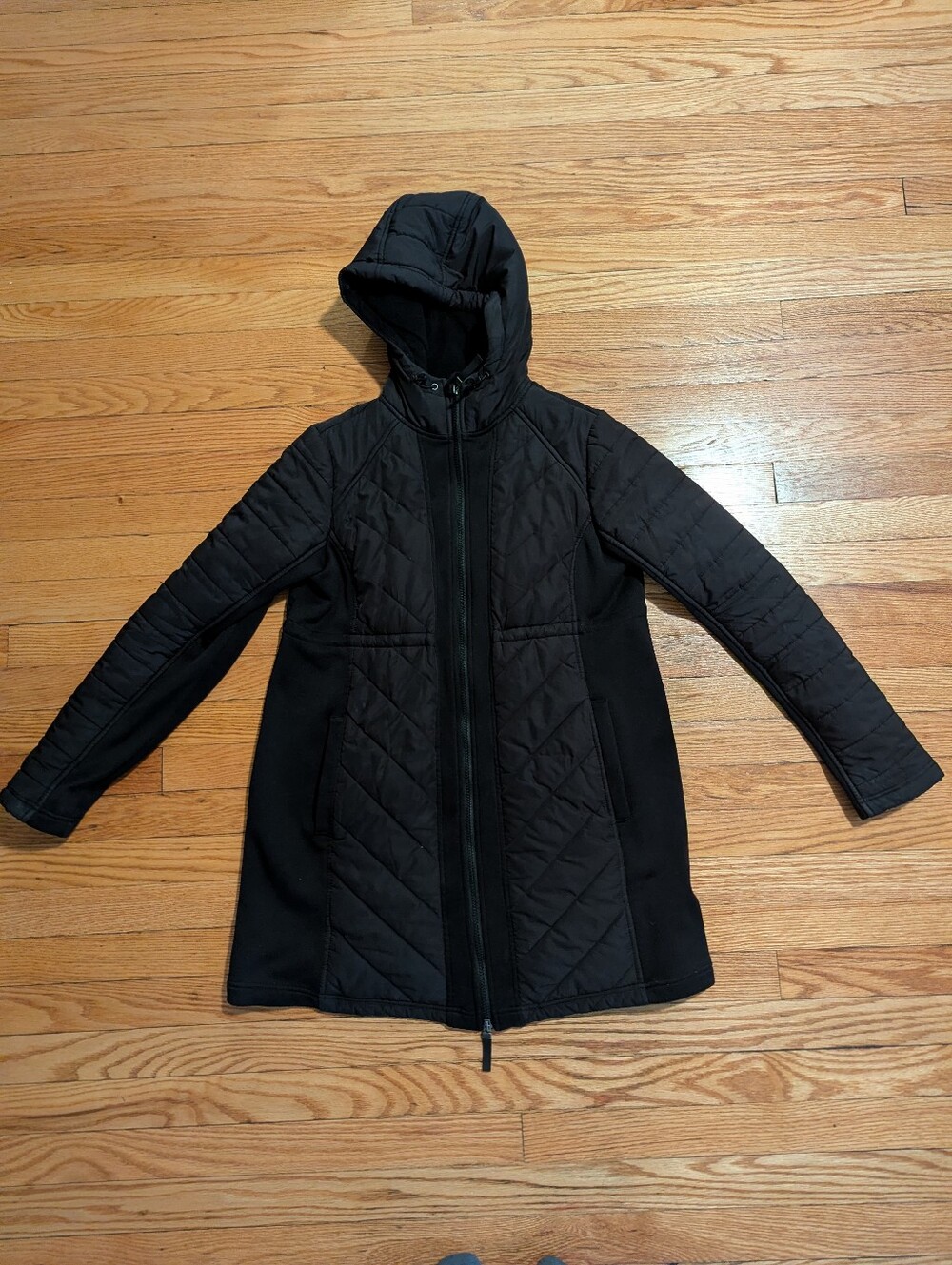 Hooded, quilted maternity coat